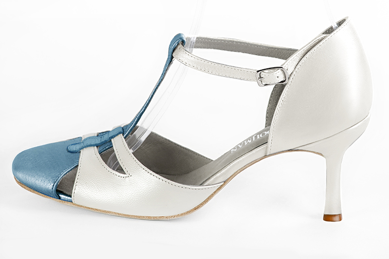 Peacock blue and pure white women's T-strap open side shoes. Round toe. High slim heel. Profile view - Florence KOOIJMAN